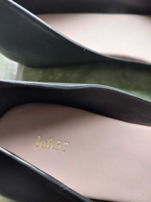 Balerini negri cu funda, semi decupati, cauciuc, flexibili. Marimea 39