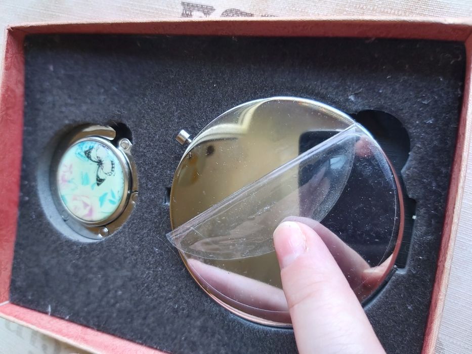 Oglinda și suport / carlig poșeta - set cadou elegant