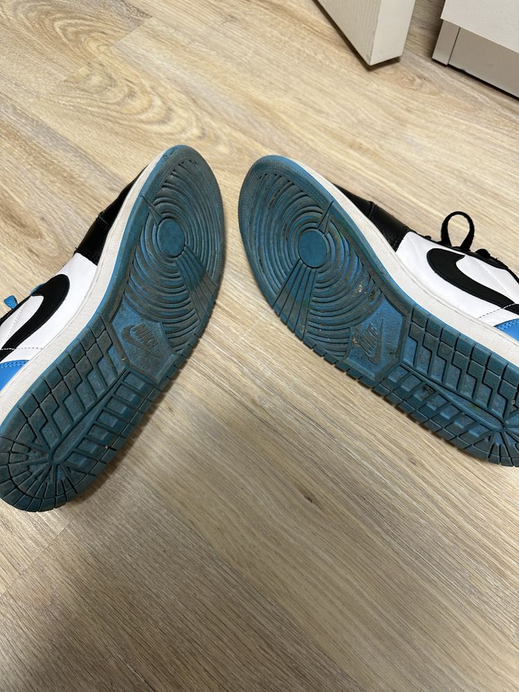 Jordan 1 Low UNC/Powder Blue