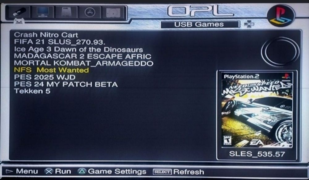 Sony Playstation 2 slim.