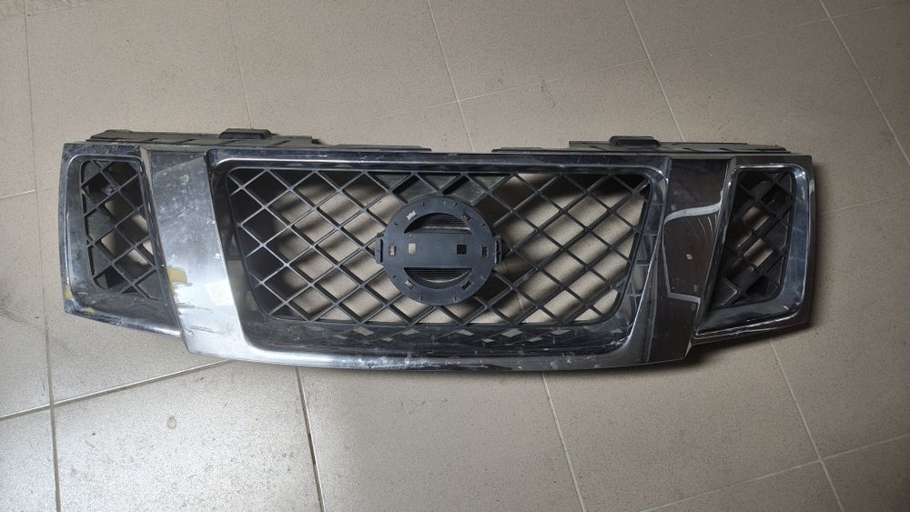 Grila Nissan Pathfinder R51 Navara >2011