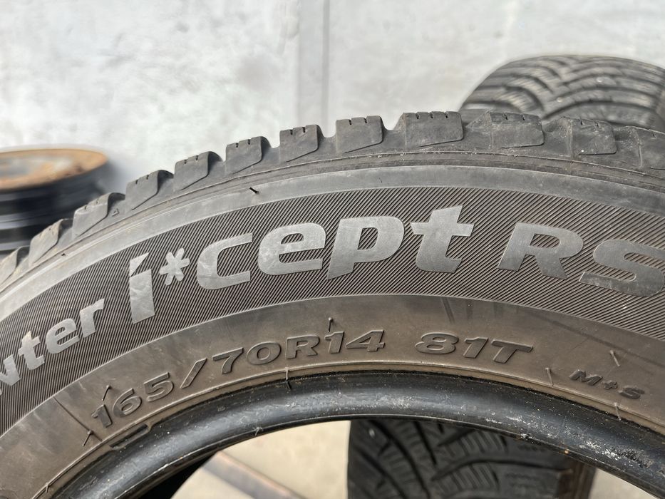 2 бр. зимни гуми 165/70/14 Hankook DOT 1120 6 mm