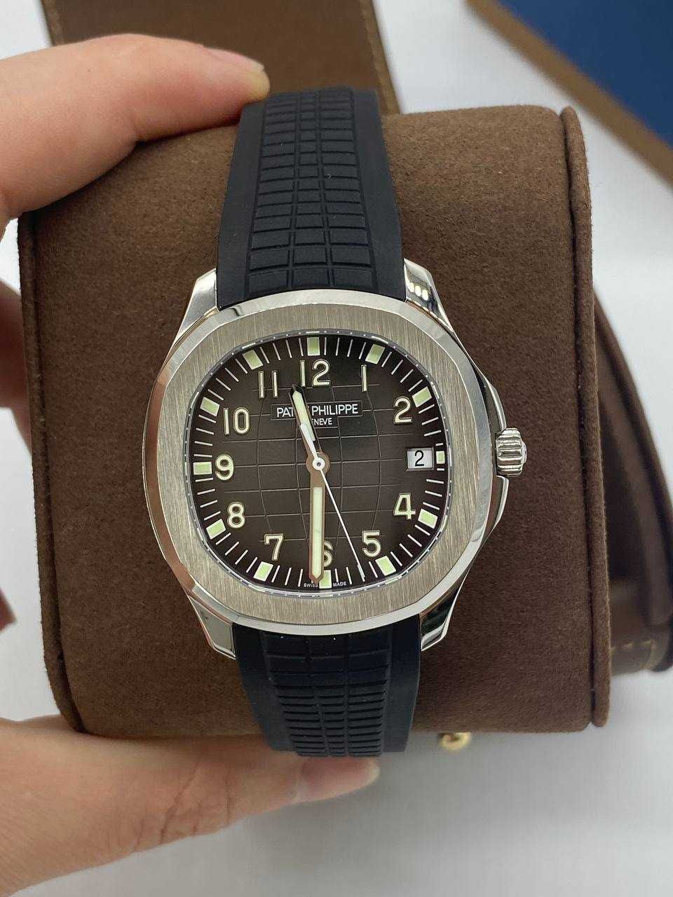 Patek Philippe Aquanaut 5167A-001 Watch Black Dial
