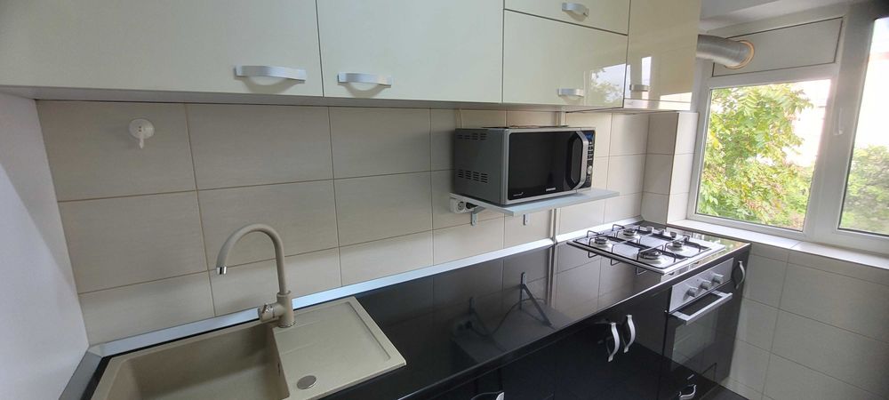 Apartament 2 camere, mobilat – Str. Spiniș, Sector 4-direct proprietar