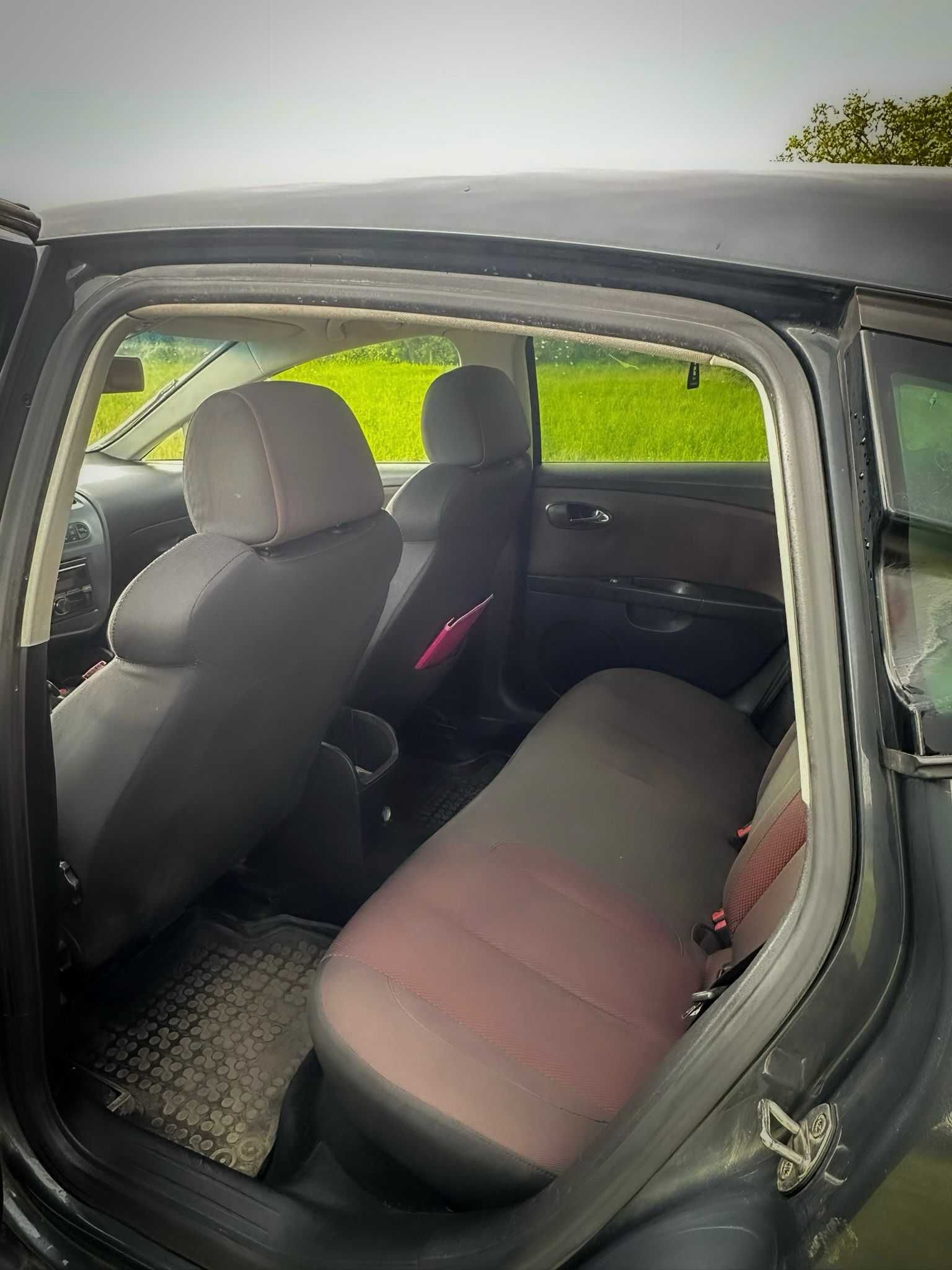 Vand Seat Leon 1P 2006,diesel,proprietar