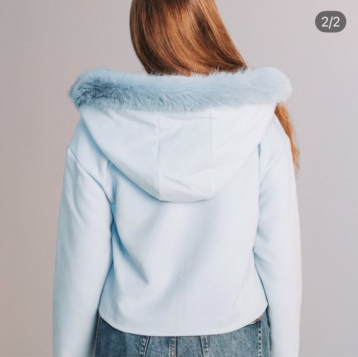 Синьо палто от еко косъм