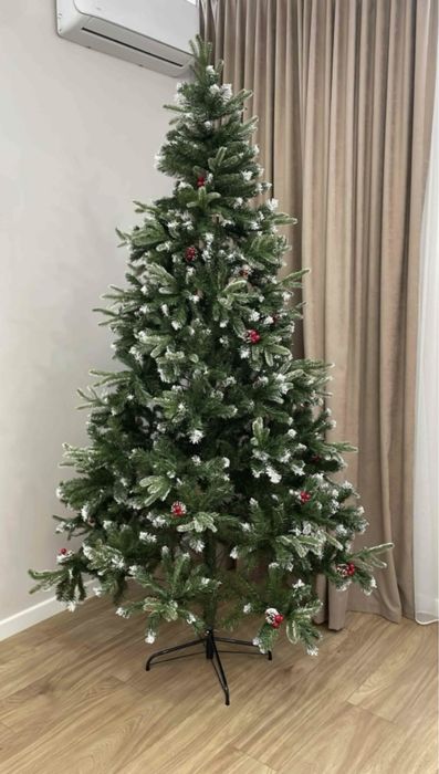 Искусственная елка 240 см пушистая с инеем новогодняя