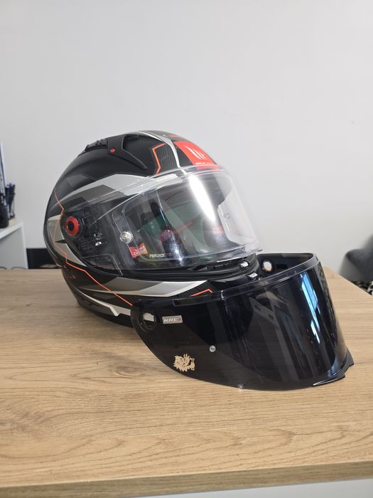 Casca Moto MT KRE+ Carbon M