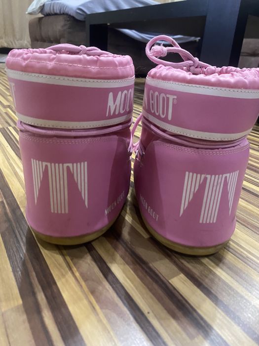 Moon boot цвят розов