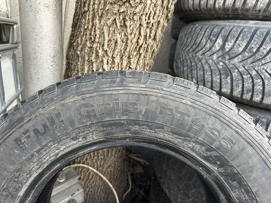 4бр зимни гуми Petlas 205/75/16c ПЕРФЕКТНИ