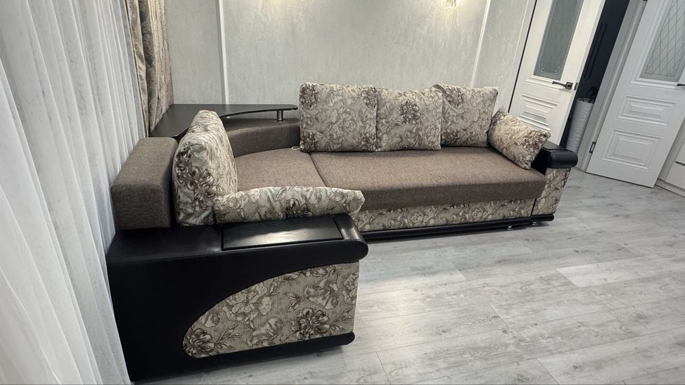 Диван в отличном состоянии