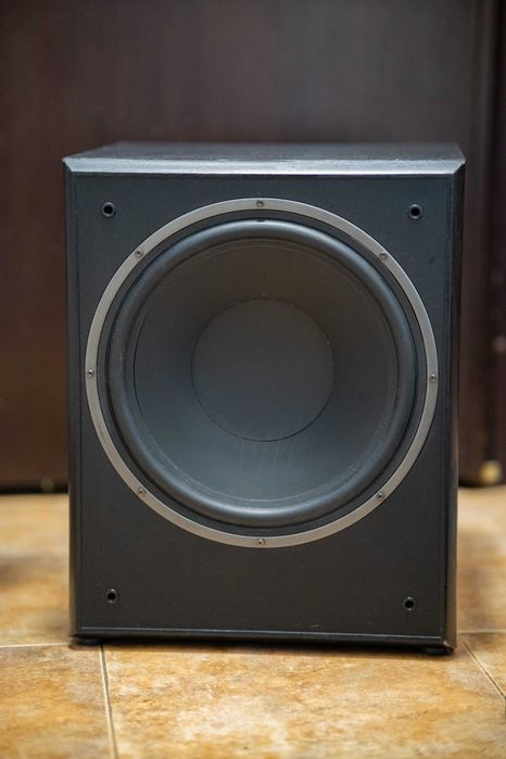Magnat monitor supreme sub 302a 12" активен субуфер