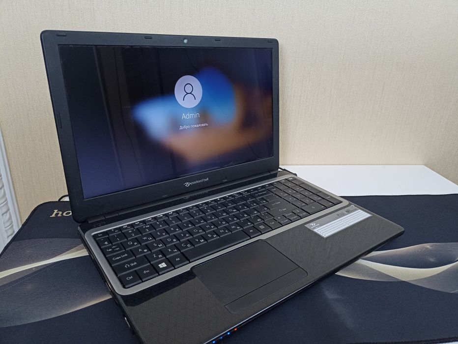 Ноутбук Acer Packard Bell V5WT2