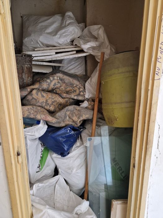 Debarasări locuințe  fier vechi la preț bun