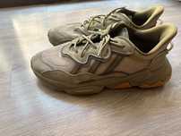 Adidasi Ozweego, in conditii bune