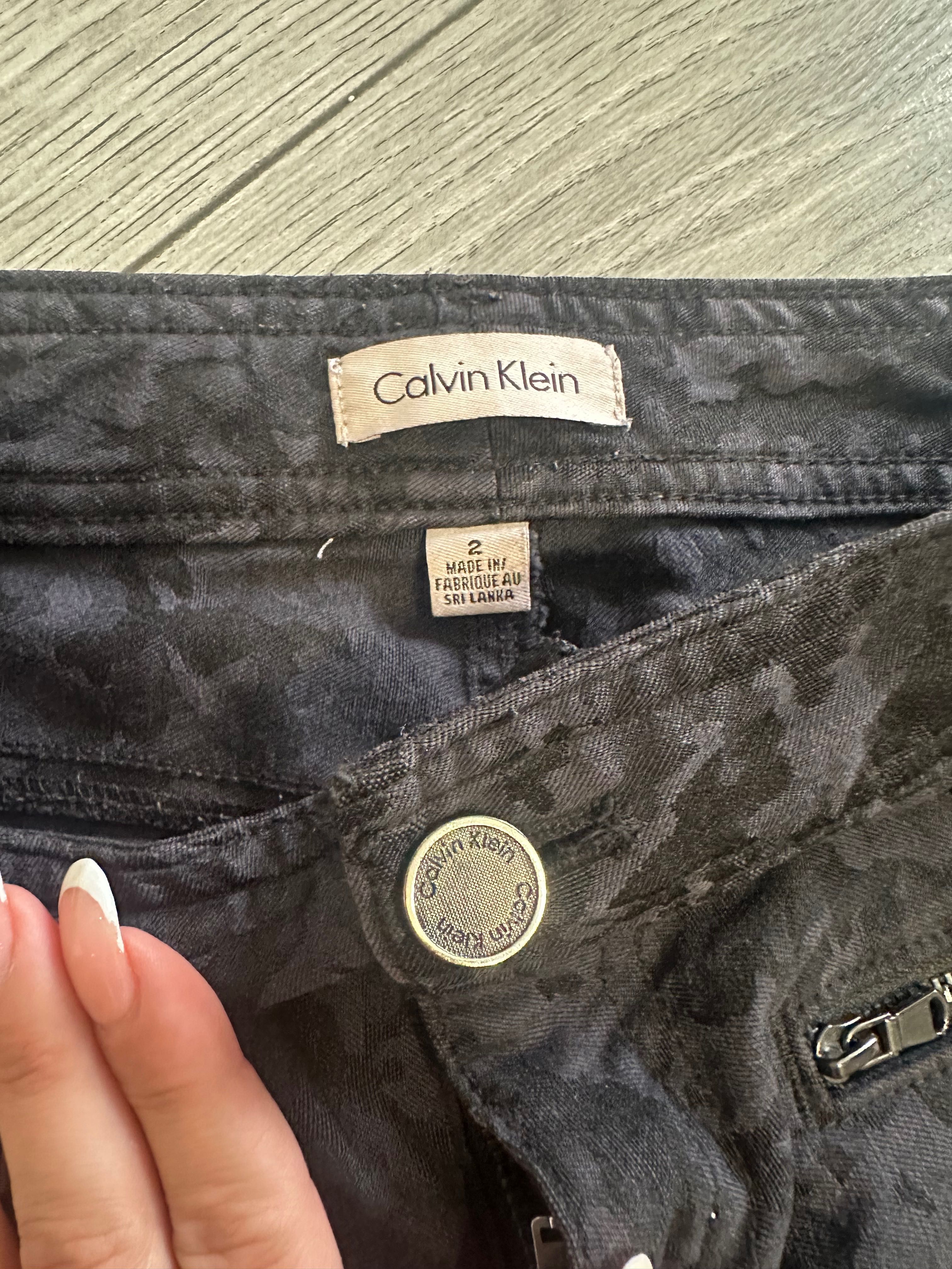 Дънки Calvin Klein