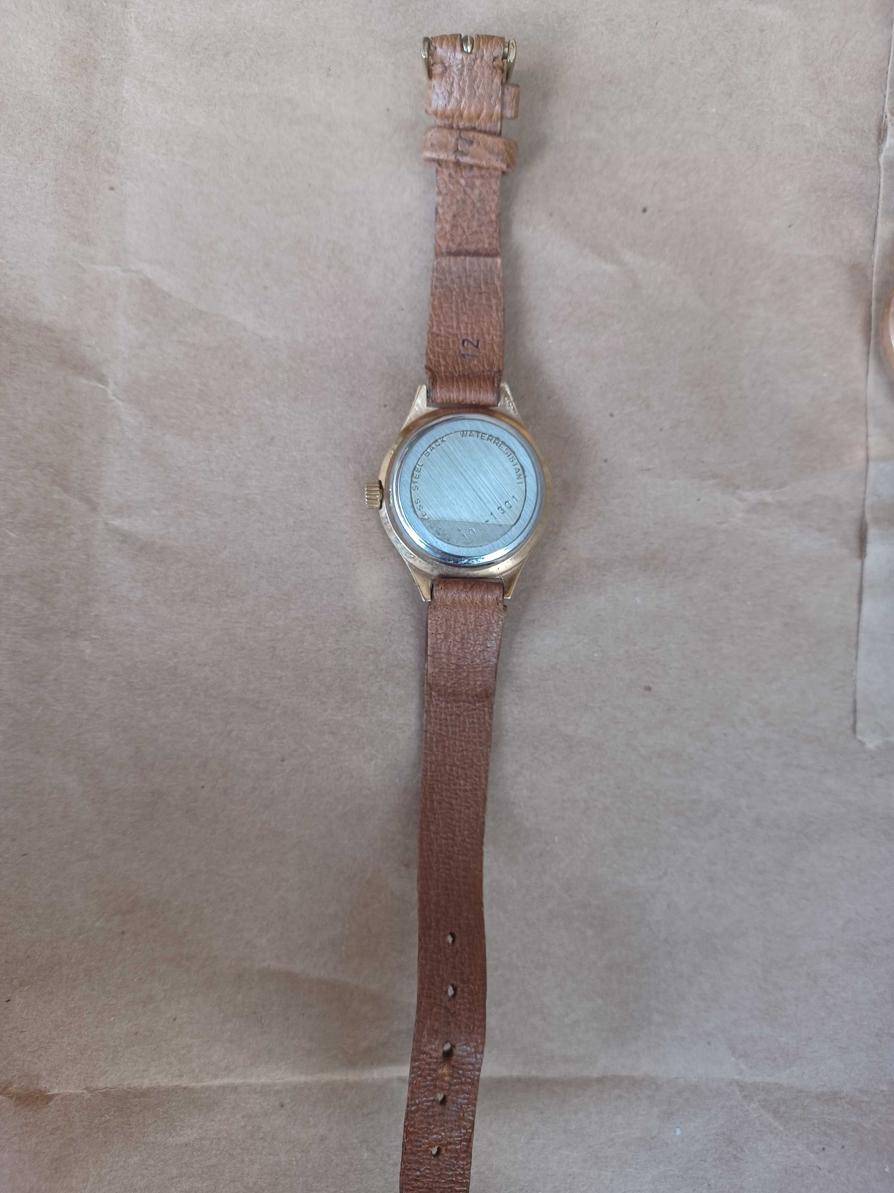 Дамски часовник Edox