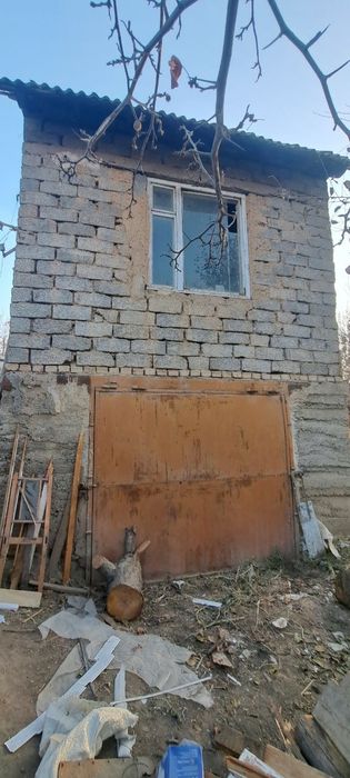 Дача Навбахор 6 соток Дом 1 комната Паркент Янгибазар Джумабазар