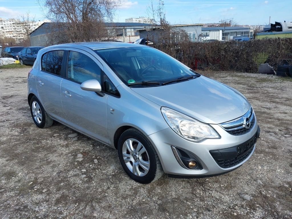 Opel Corsa  1.4i