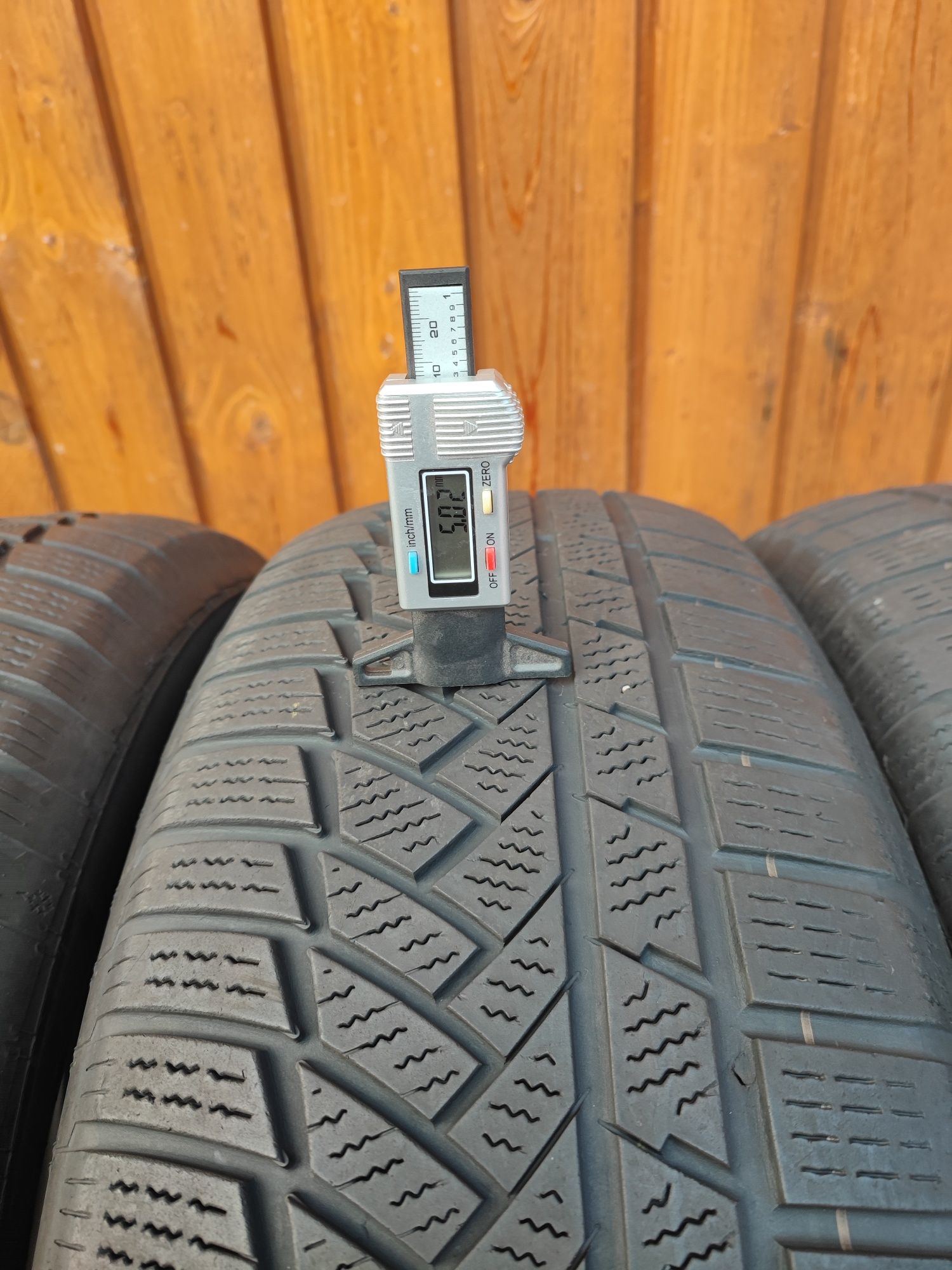 4x Cauciucuri de iarna 235 65R17 104H M+S CONTINENTAL