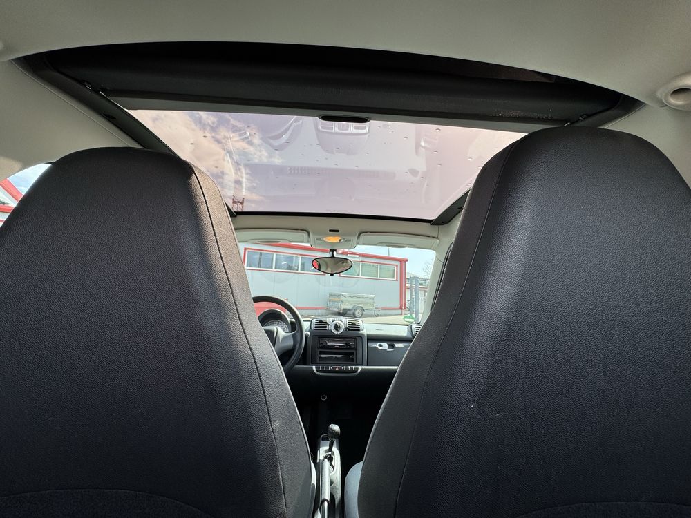 Smart Fortwo 1,0 12V Coupe MHD Automat an 2010 139.000 km Panoramic
