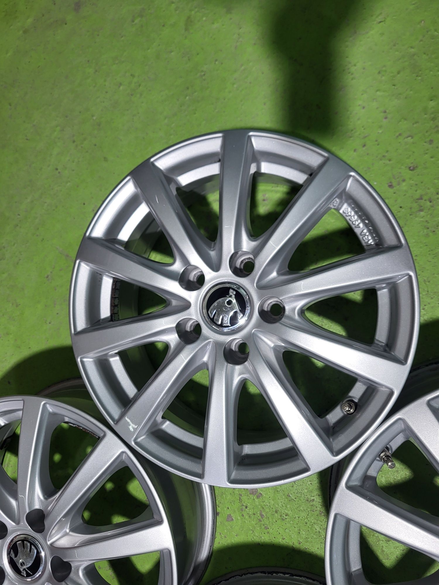 16 5x112 Skoda лети джанти 5х112 шкода