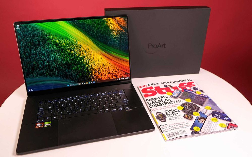 SIGILAT Exclusiv Ultra WorkStation GAMING Asus ProArt  64GB OLED Touch