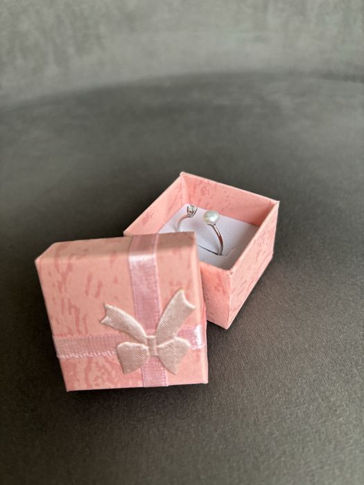 Inel ajustabil cu perla naturala - nou - ajustabil - in cutie cadou