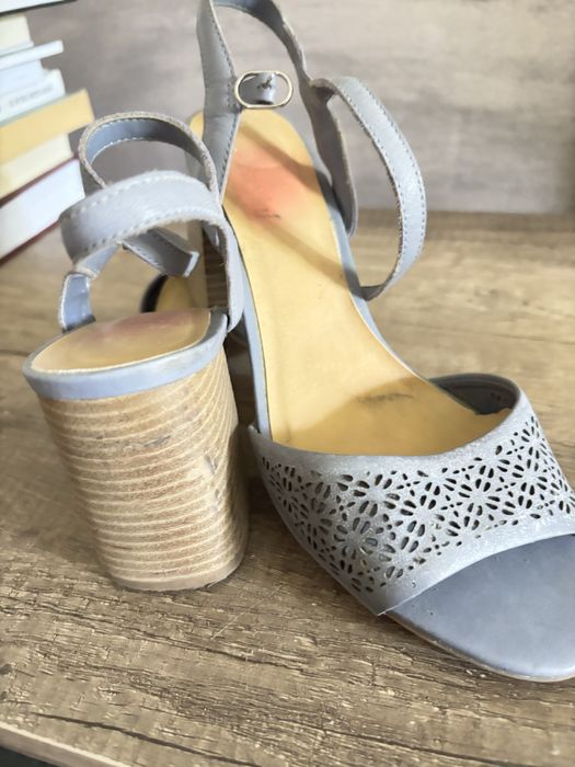 Sandale piele marimea 38, Flavia Passini