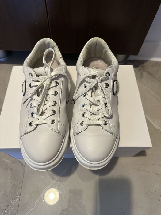 Adidas dama Karl Lagerfield