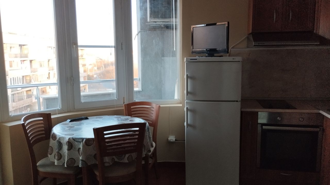 Дава се под наем Двустаен апартамент в София, Сухата река - 56 кв.м за 357 € - Снимка #1