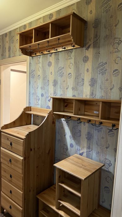 Продам прихожку состоит из 5 предметов