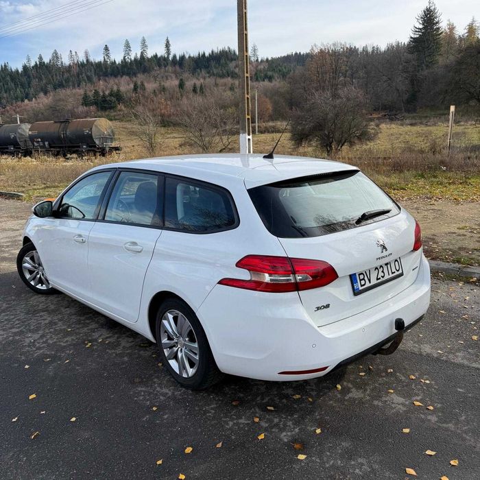 Peugeot 308 decembrie 2015 4300 Euro (persoana fizica)
