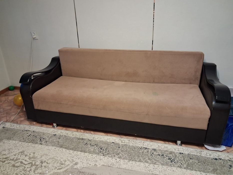 Продам шкаф,диван,духовку