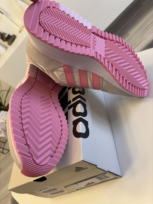 Vand adidasi originali Adidas 40 2/3