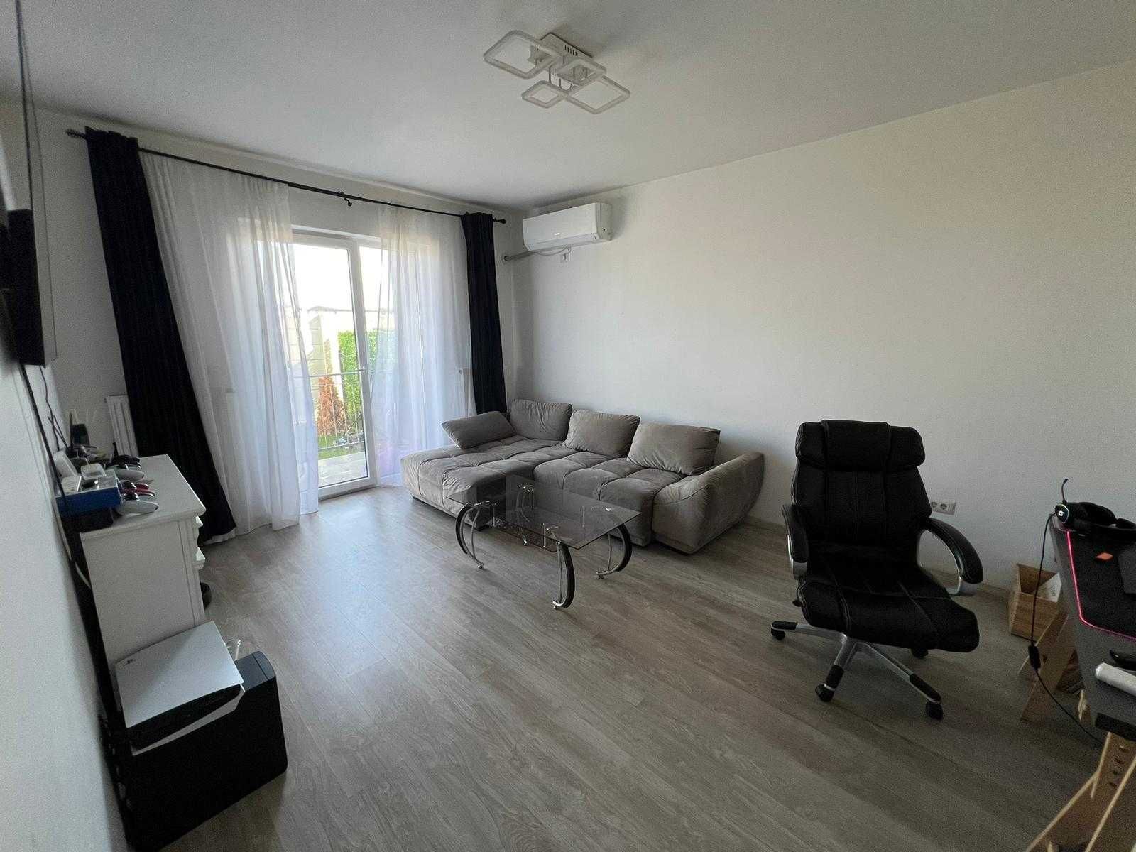 Vand apartament 2 camere cu gradina proprie zona Dobroesti Fundeni