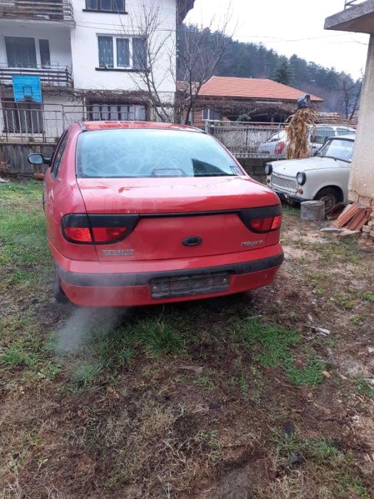 Продавам Renault Megane