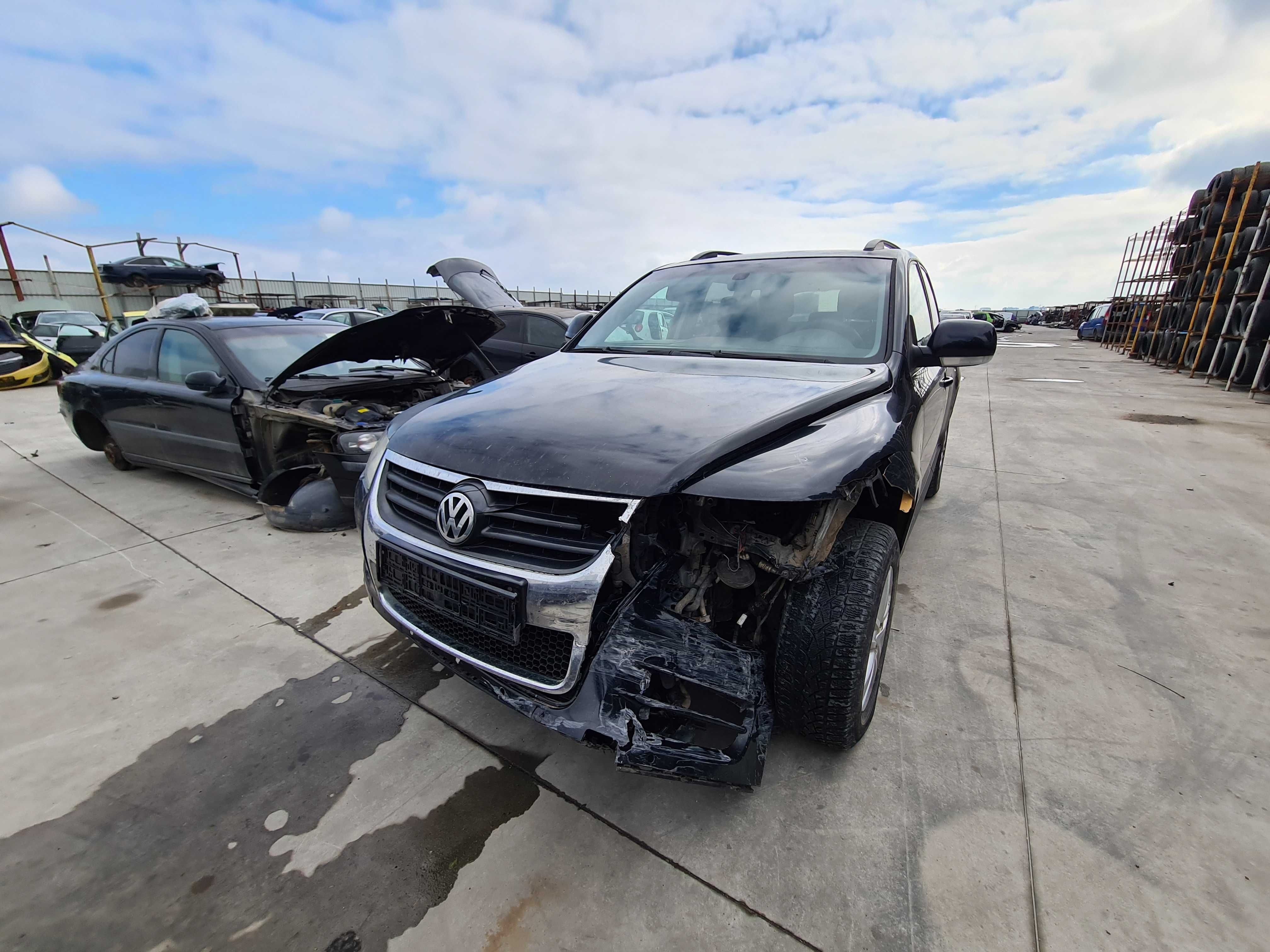 Dezmembram VW Touareg 3.0 tdi