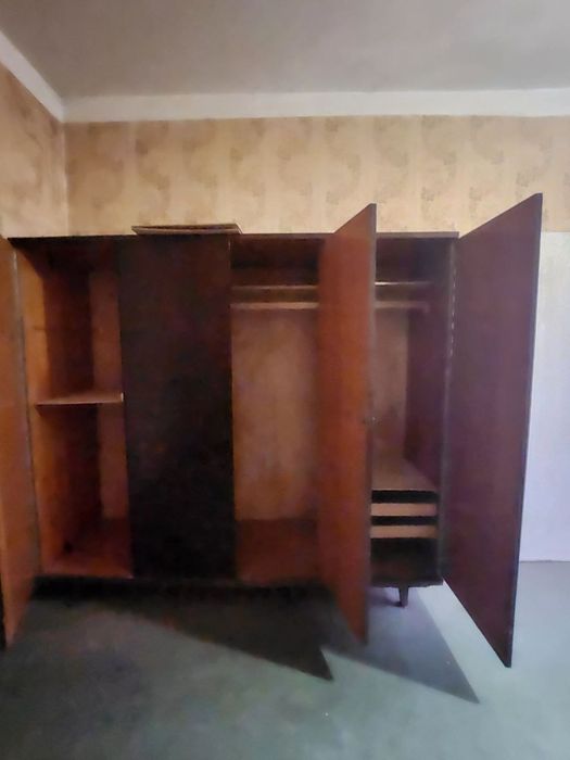 Продается шкаф (советский)