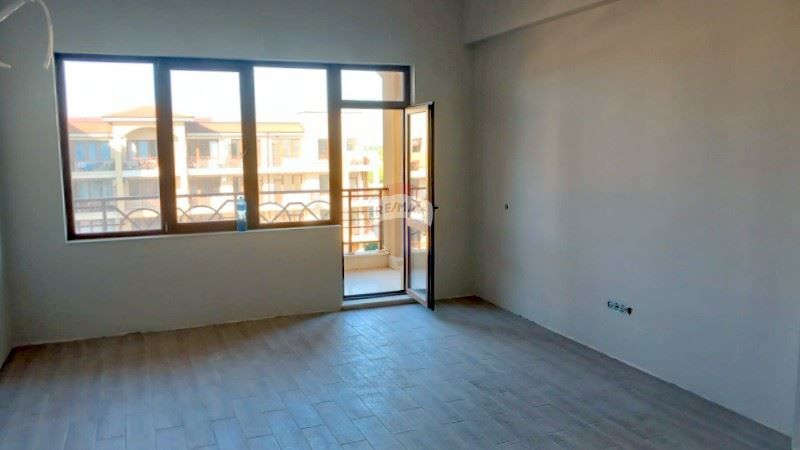 Продава се Двустаен апартамент в Балчик - 77 кв.м за 572 €/кв.м - Снимка #5