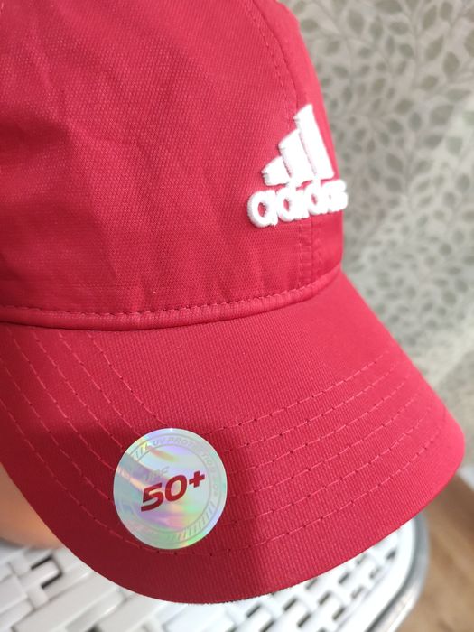 Sapca Adidas Golf cu protecția solara