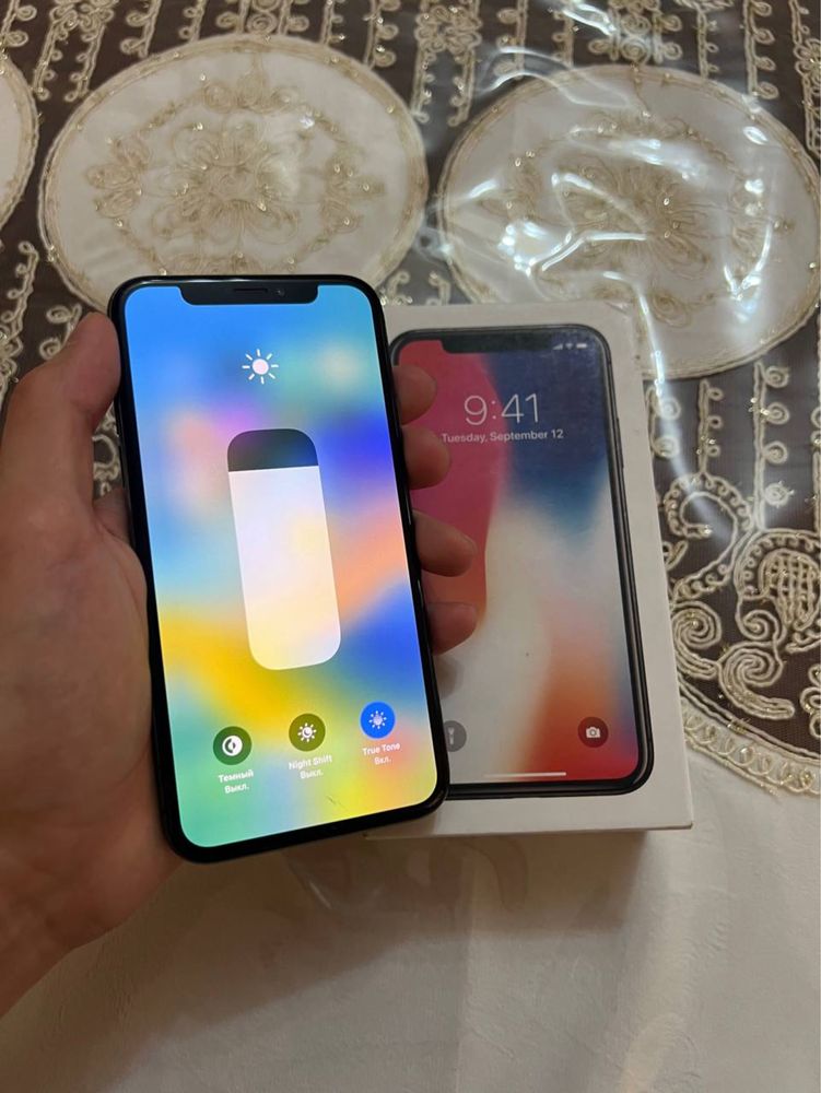 Iphone X ideal.