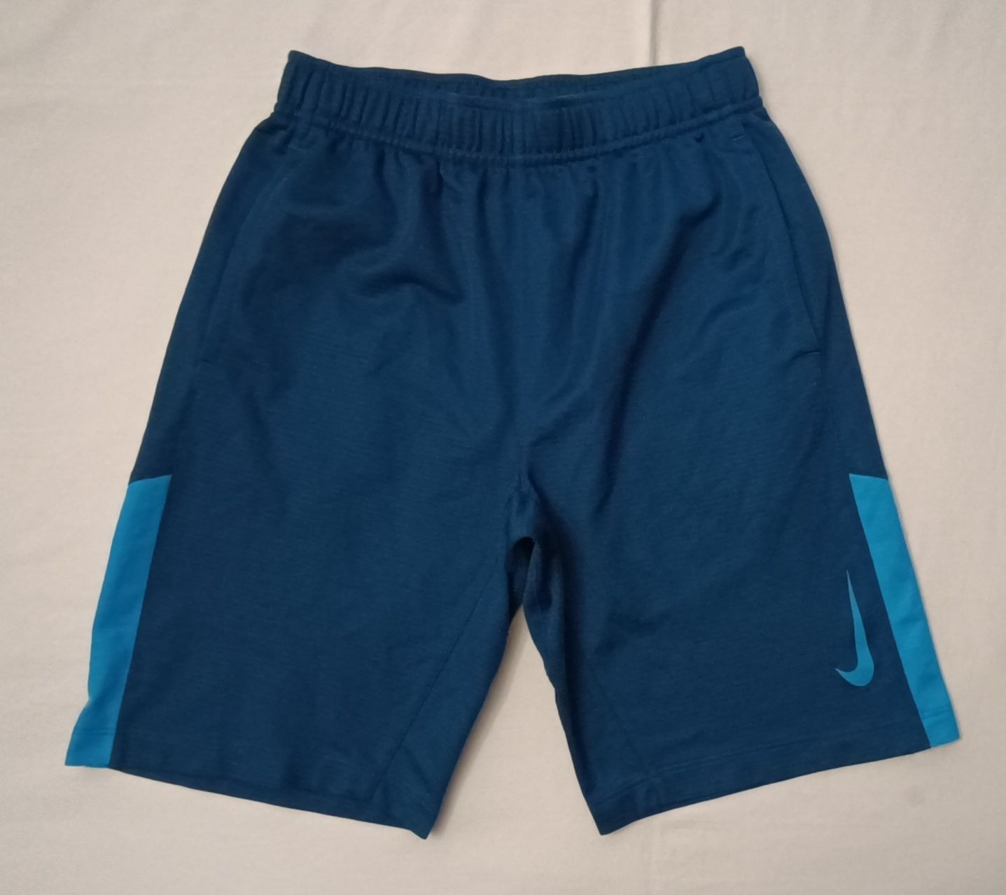 Nike DRI-FIT Shorts оригинални гащета ръст 137-147см Найк шорти