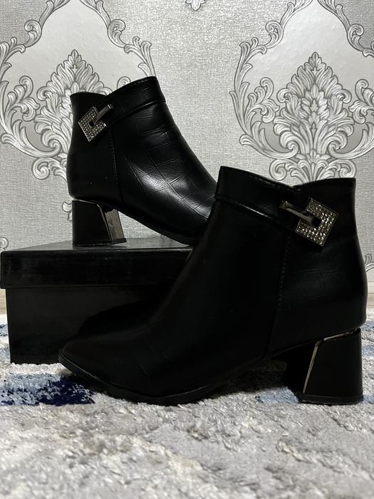 Продам осеннюю обувь