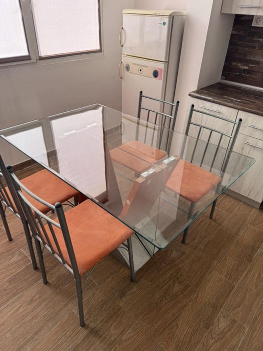 Кухненска стъклена маса и четири стола, заедно или поотделно