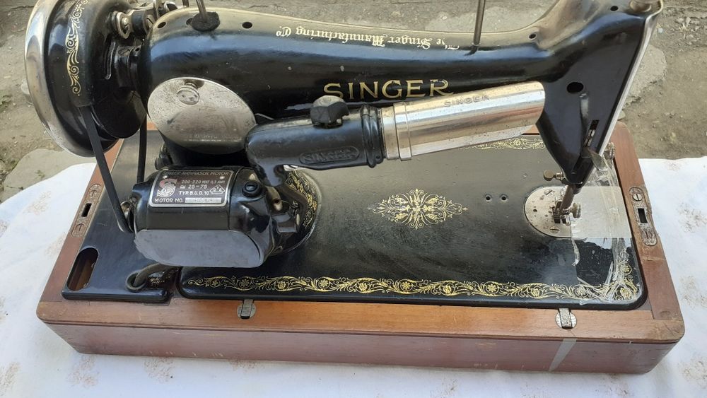 Mașină de cusut Sienger