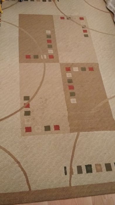 Продам ковер в отличном состоянии