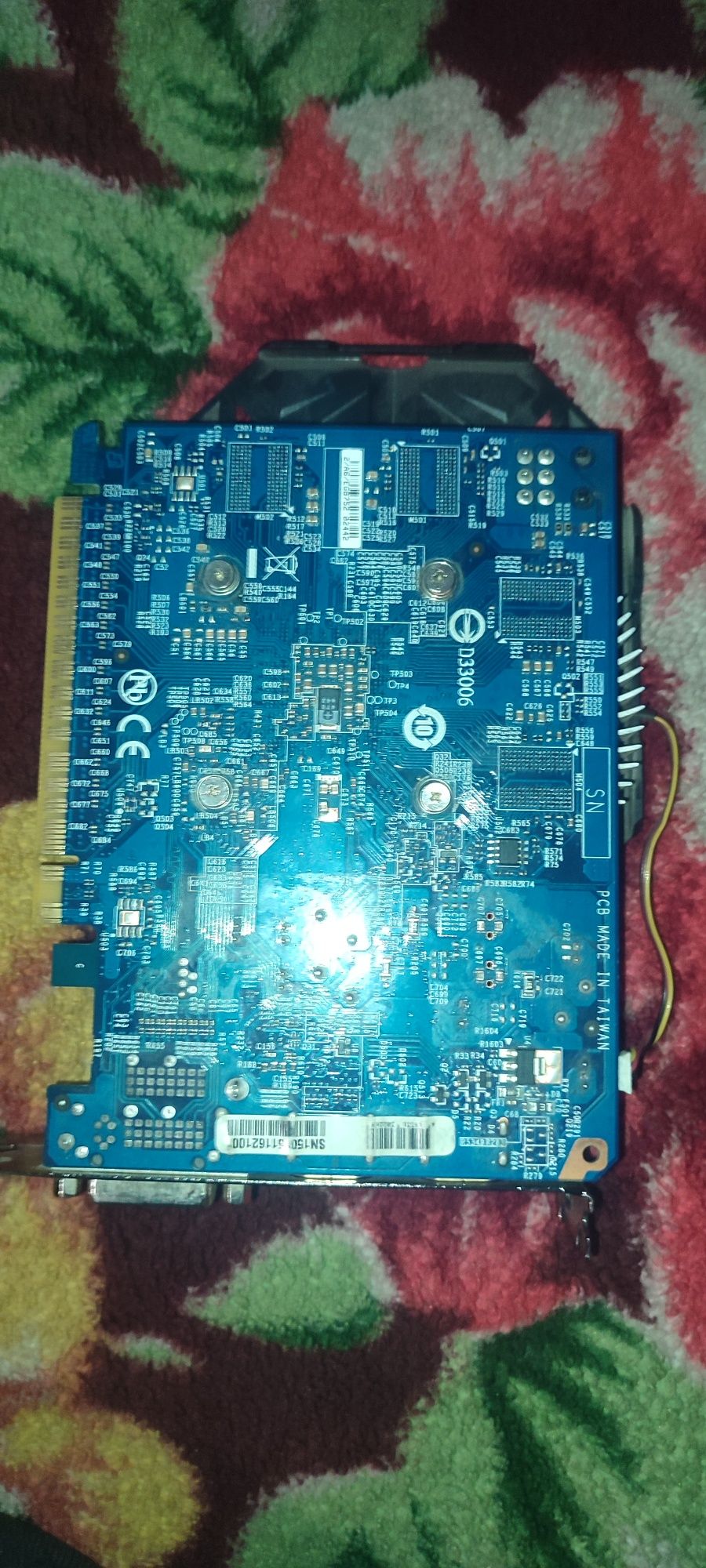 Продаю видео карту Gtx 750