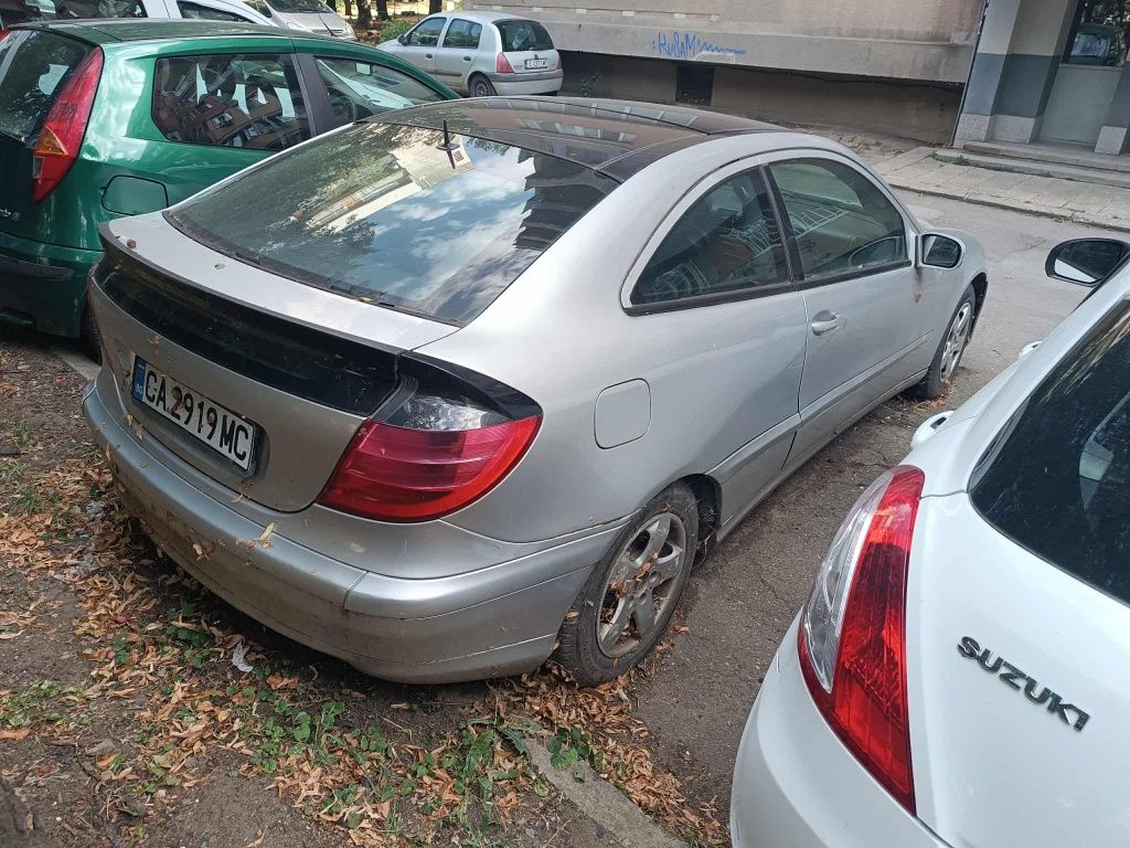 Продавам Mercedes C200 kompresor НА ЧАСТИ