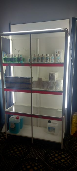 Витрина  с осветление